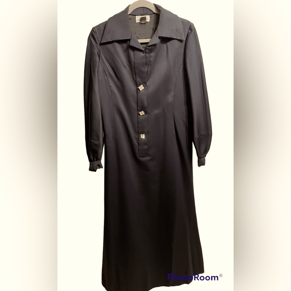 Stunning vintage couture black dress by Helga - sz 12